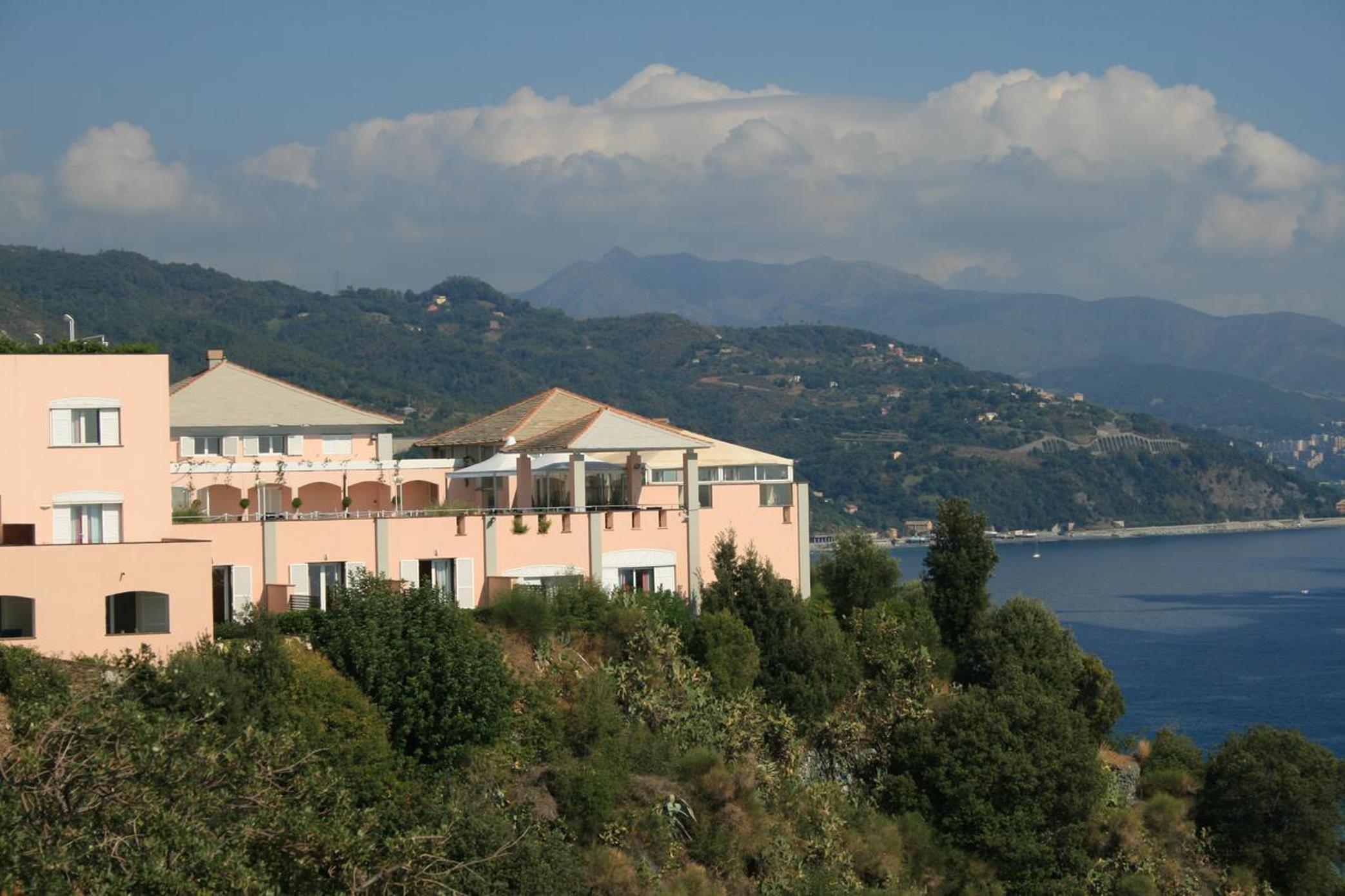 Hotel Punta San Martino Arenzano Exterior foto